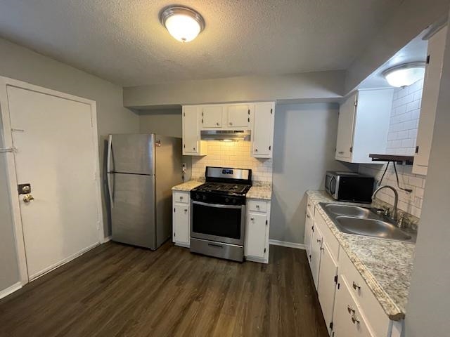 605 Patterson Street, Unit 9 Memphis, TN 38111 - Photo 5 of 10 a kitchen with a refrigerator stove and sink
