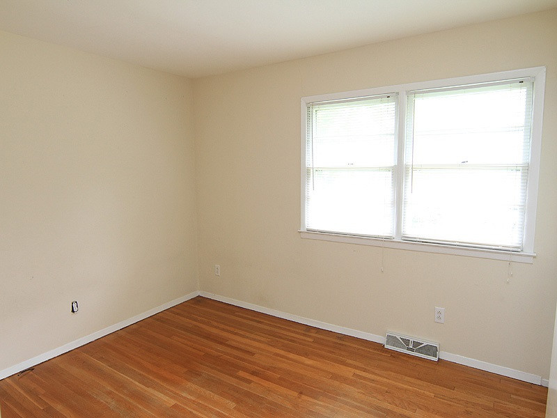 4609 Revere Road Durham, NC 27713 - Photo 7 of 12 Photo 7