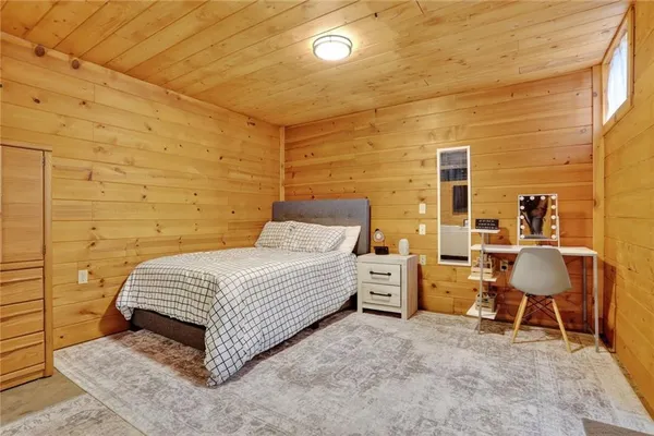 $519,950 | 3799 Indiana Road, Pomona, KS 66076