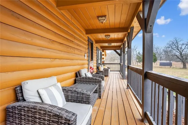 $539,950 | 3799 Indiana Road, Pomona, KS 66076