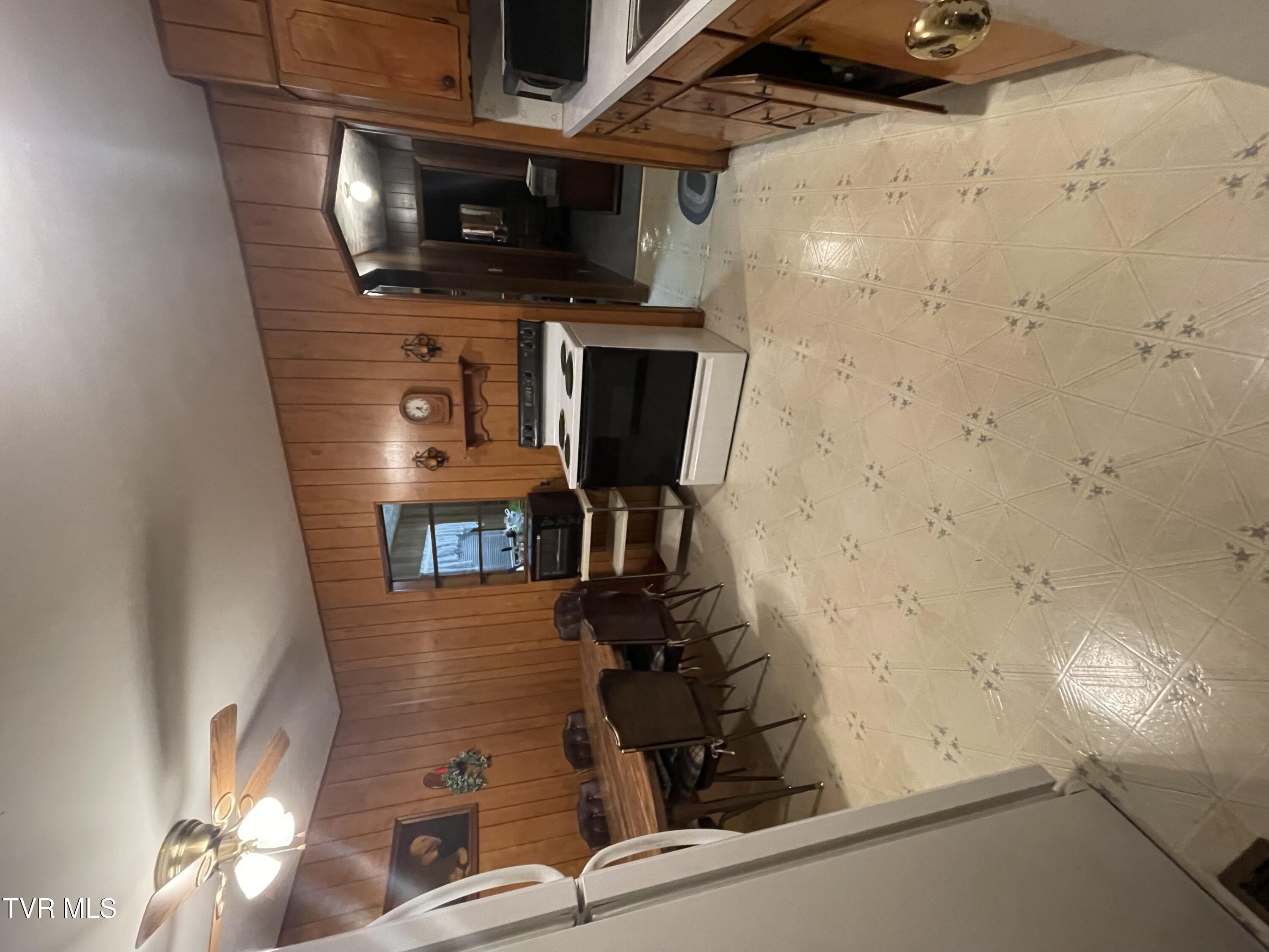 1139 Harrell Street Morristown, TN 37814 - Photo 15 of 18 IMG_9156