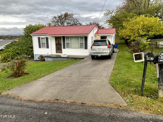 $1 | 1139 Harrell Street, Morristown, TN 37814