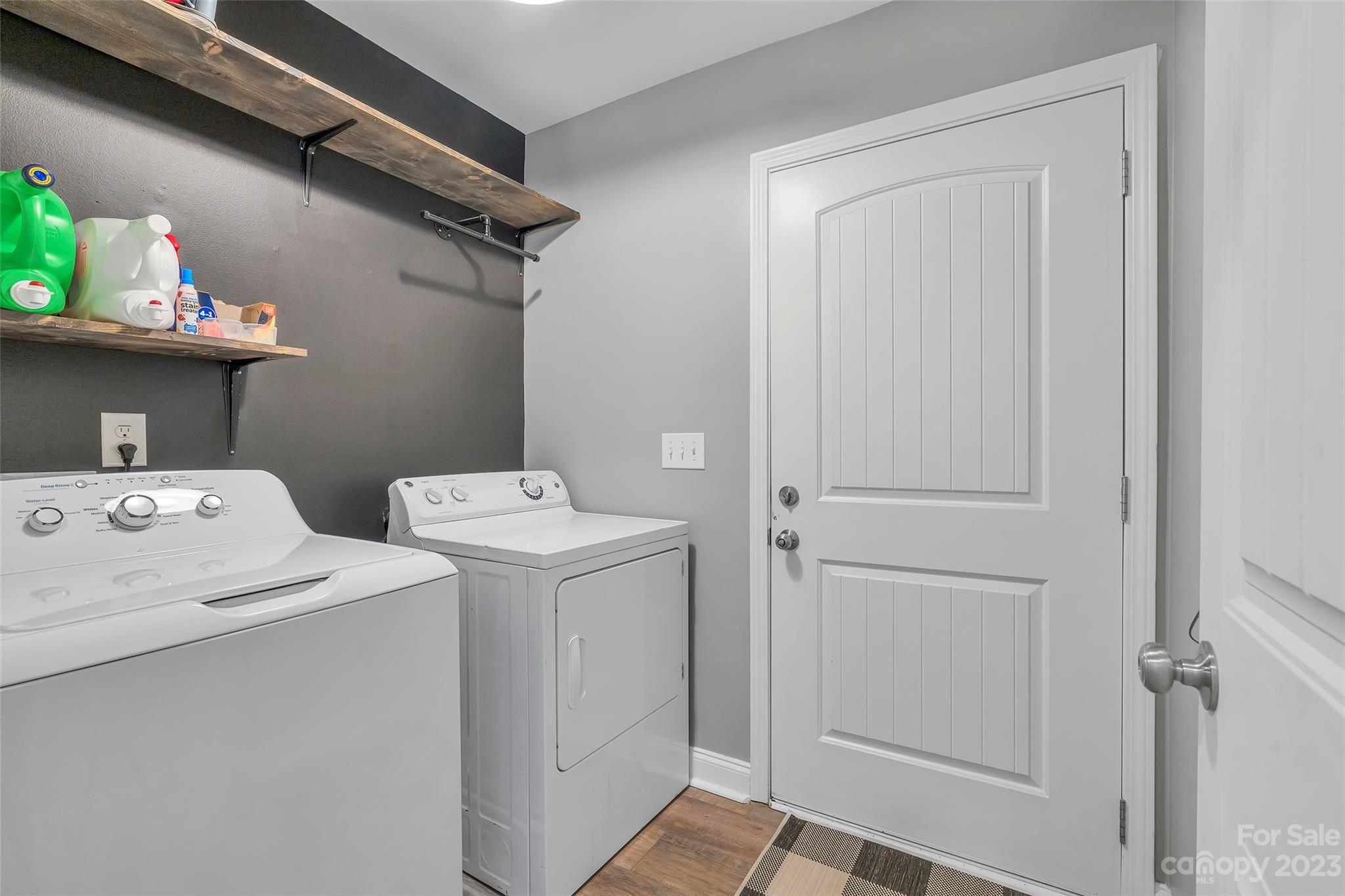 871 West Keepsake Lane Inman, SC 29349 - Photo 22 of 26 a utility room with dryer and washer