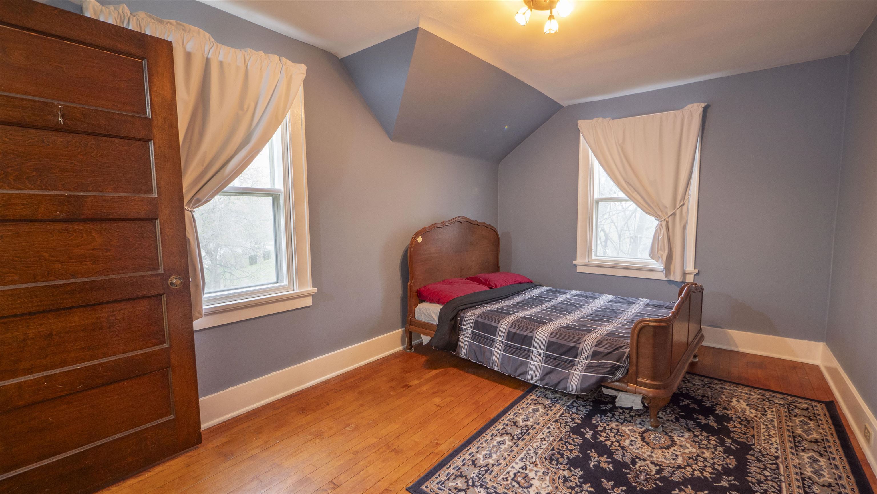 414 West Fulton Street Waupaca, WI 54981 - Photo 17 of 34