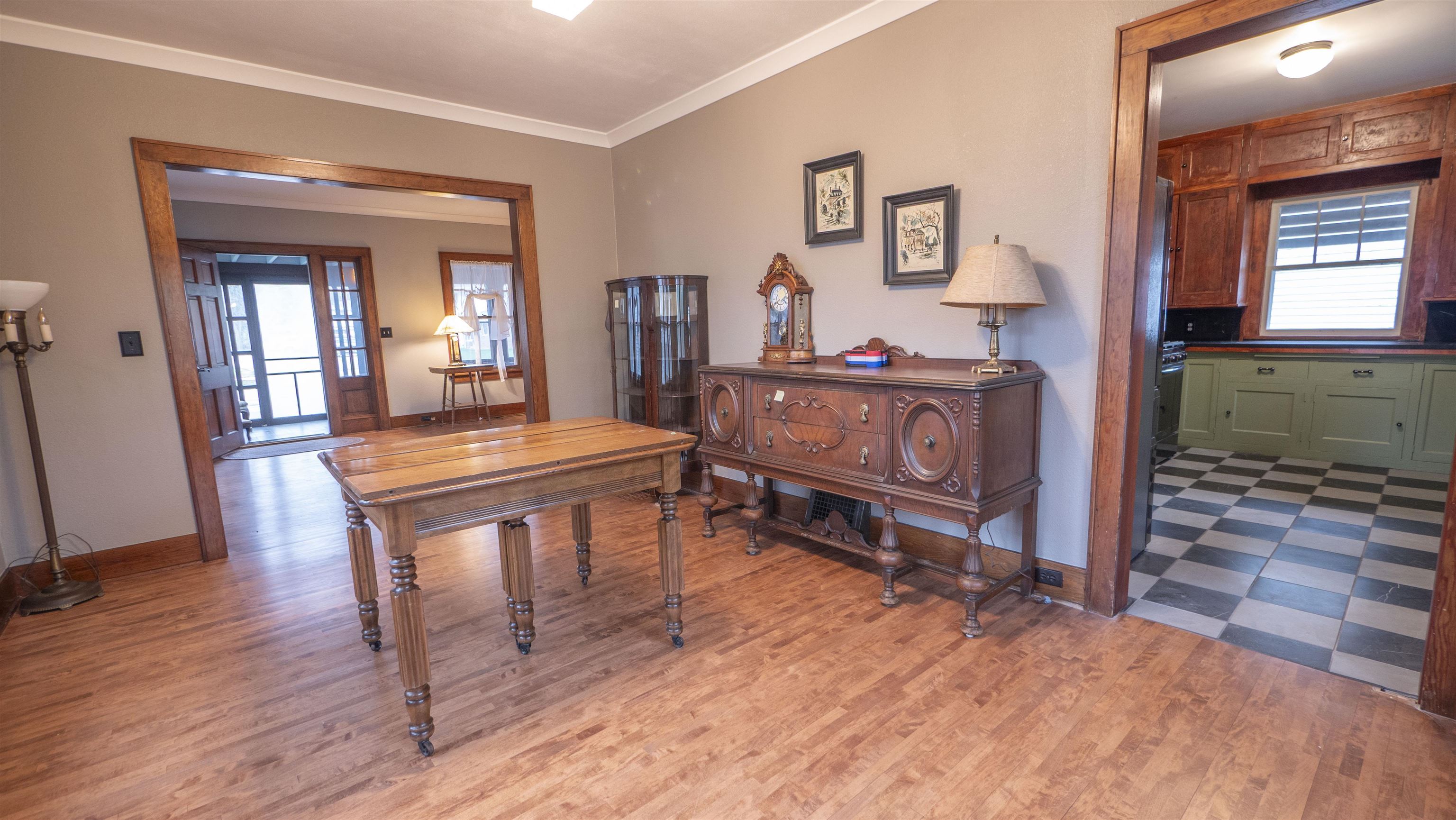 414 West Fulton Street Waupaca, WI 54981 - Photo 8 of 34