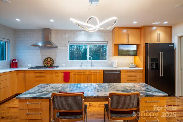 $1,298,500 | 1330 Cedar Lane, Charlotte, NC 28226