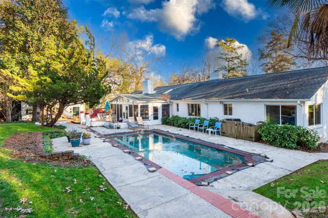 $1,298,500 | 1330 Cedar Lane, Charlotte, NC 28226