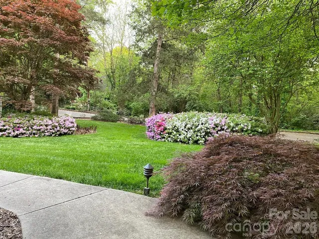 $1,298,500 | 1330 Cedar Lane, Charlotte, NC 28226