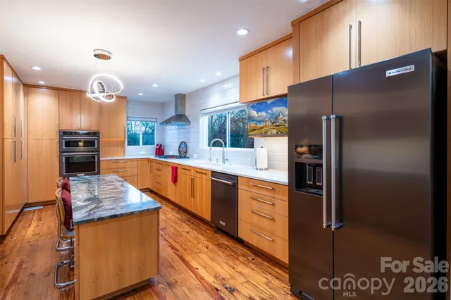 $1,298,500 | 1330 Cedar Lane, Charlotte, NC 28226