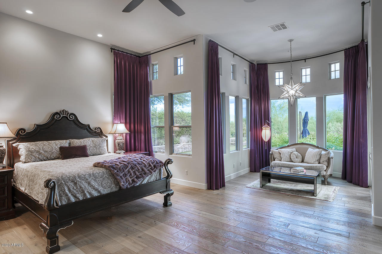 9741 East Mountain Spring Road Scottsdale, AZ 85255 - Photo 18 of 52 Owner Suite