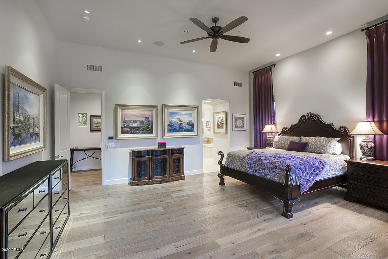 9741 East Mountain Spring Road Scottsdale, AZ 85255 - Photo 20 of 52 Owner Suite
