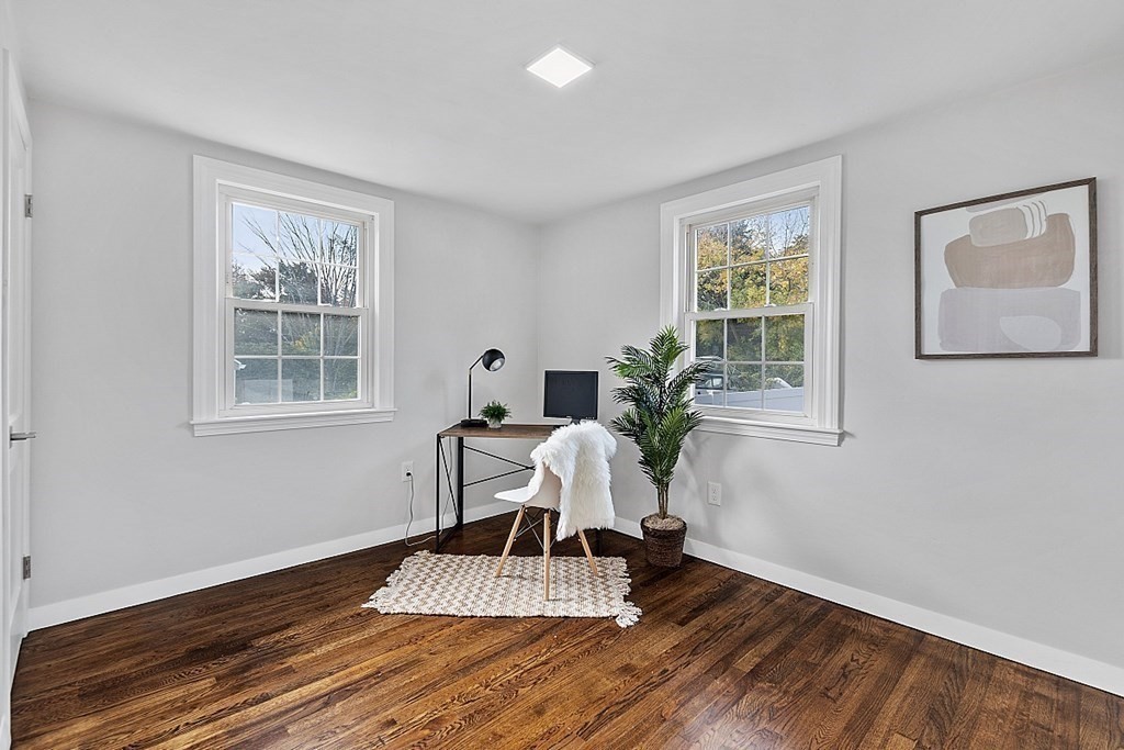 34 MacArthur Road Beverly, MA 01915 - Photo 15 of 36 Gallery Image 15