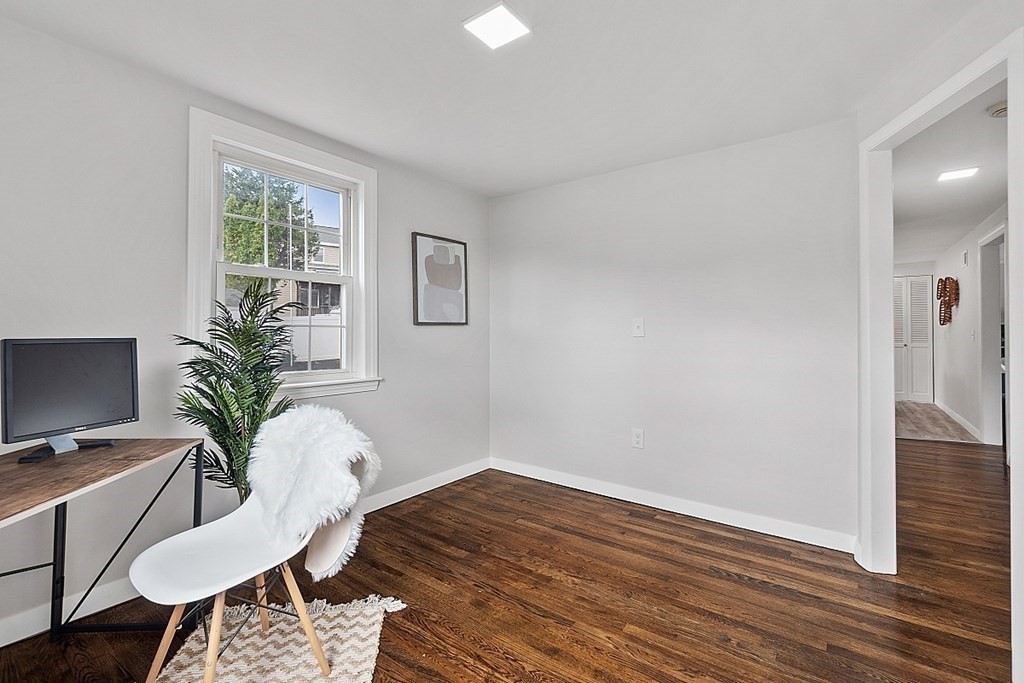 34 MacArthur Road Beverly, MA 01915 - Photo 16 of 36 Gallery Image 16