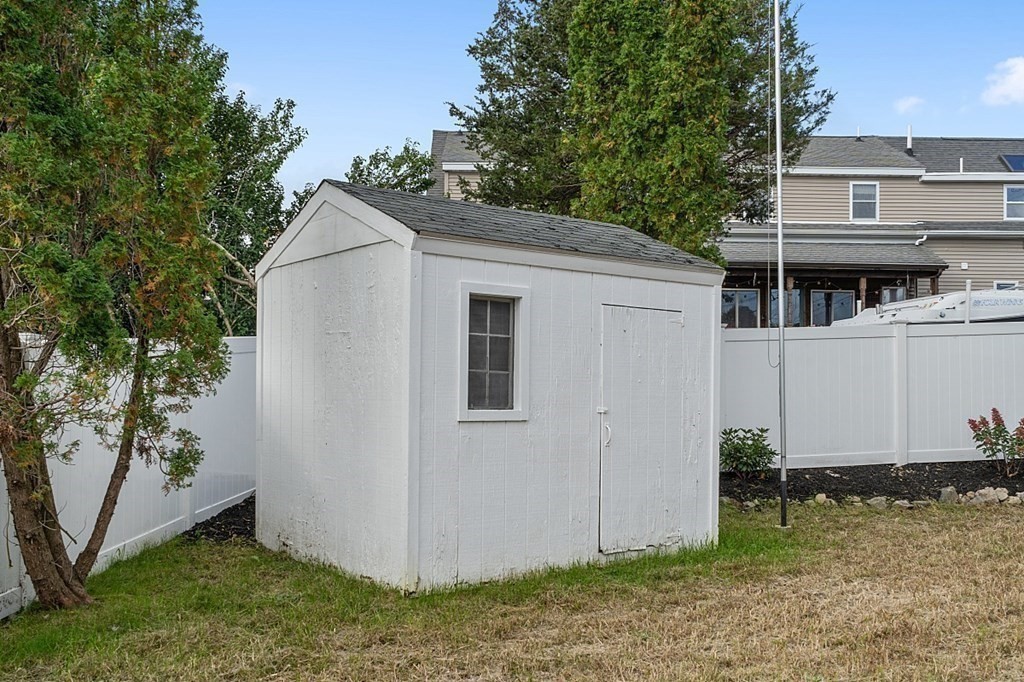 34 MacArthur Road Beverly, MA 01915 - Photo 29 of 36 Gallery Image 29