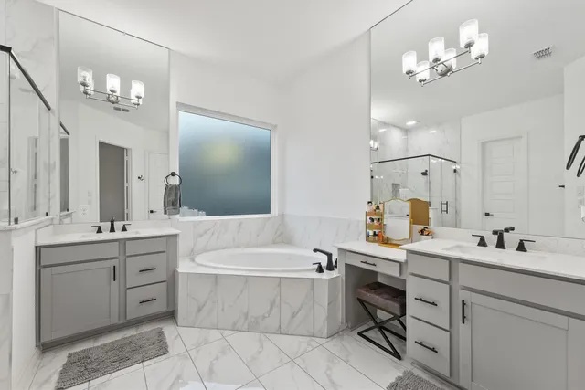 $740,000 | 30330 Parkside Passage Drive, Fulshear, TX 77441