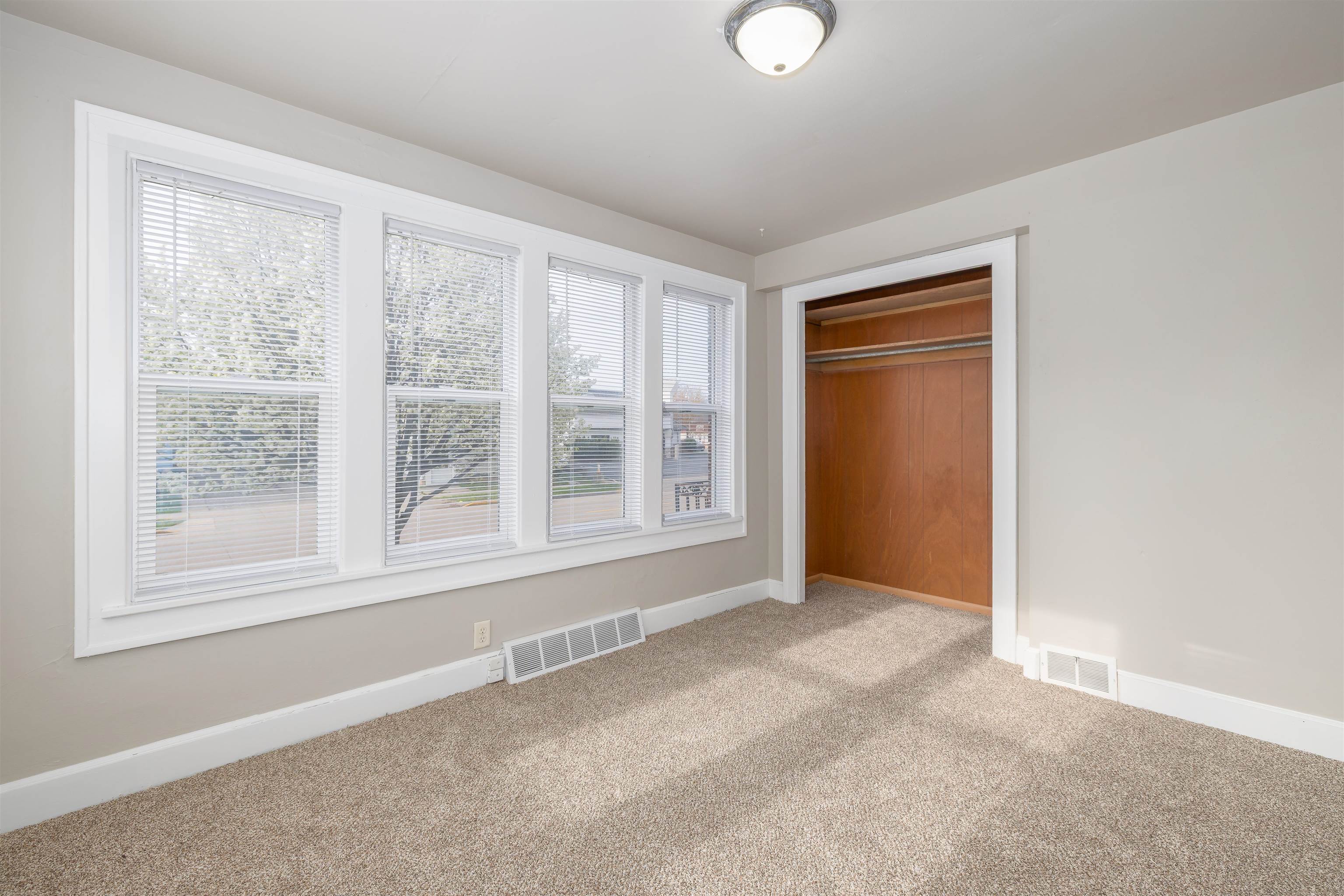 15 6th Street Fond du Lac, WI 54935 - Photo 26 of 45