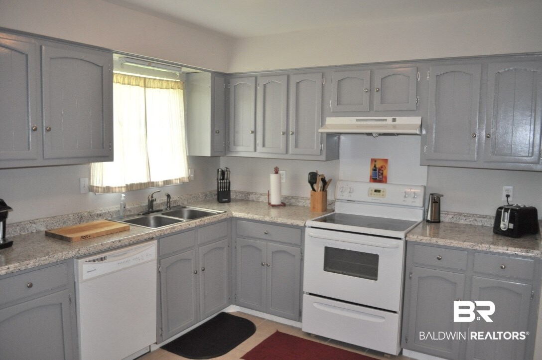 3629 Vista Ridge Drive Mobile, AL 36693 - Photo 5 of 16 Kitchen