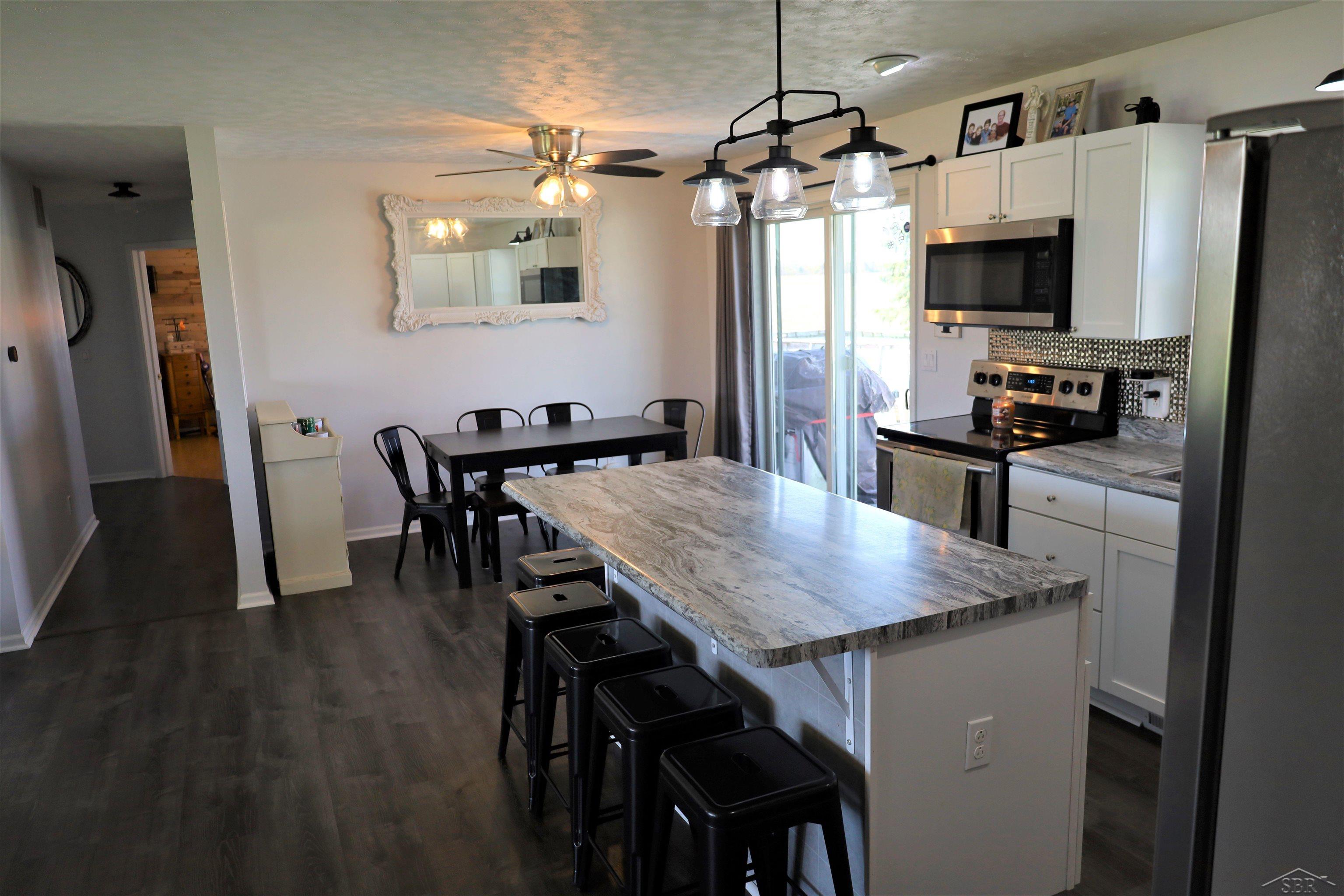7529 North Byron Road New Lothrop, MI 48460 - Photo 2 of 26