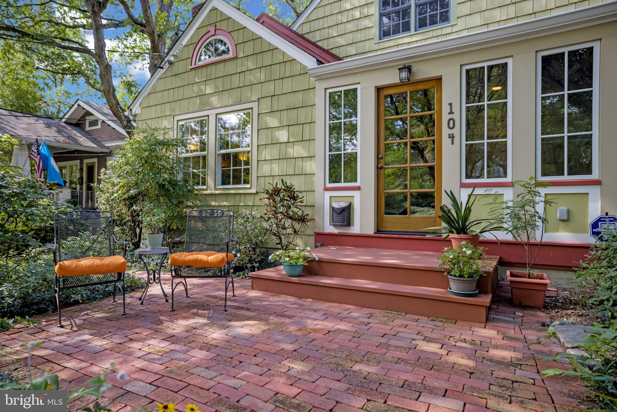 104 Elm Avenue Takoma Park, MD 20912 - Photo 3 of 43