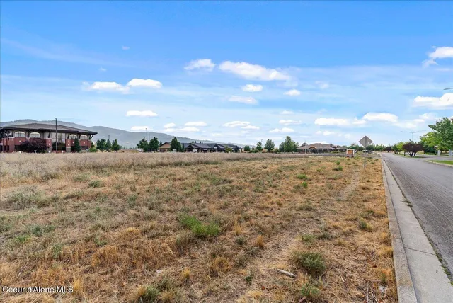 $845,000 | 634 North Calgary Court, Post Falls, ID 83854