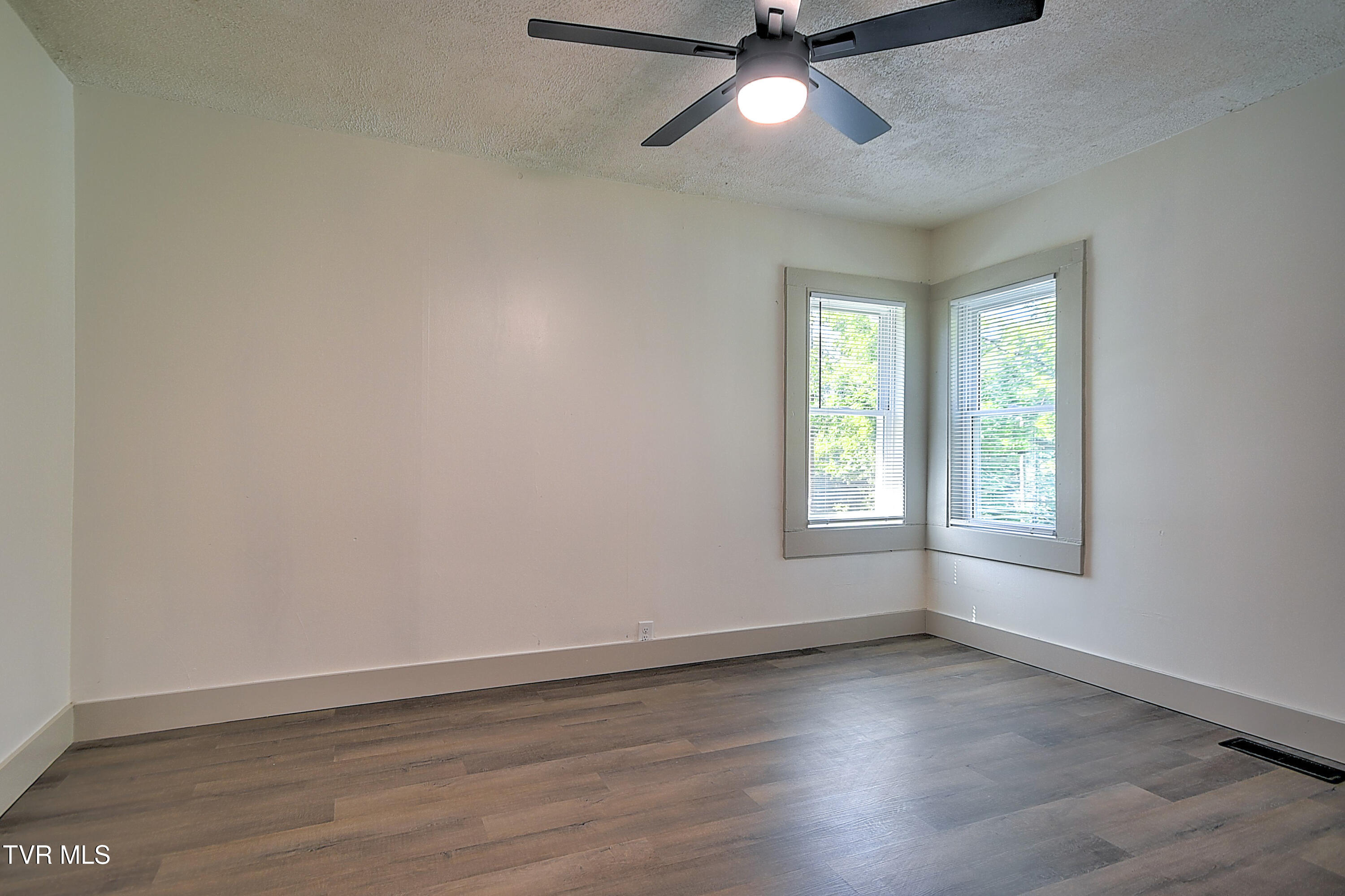 1041 Walnut Grove Road Bluff City, TN 37618 - Photo 28 of 44 29-print-1041 Walnut grove CP-28