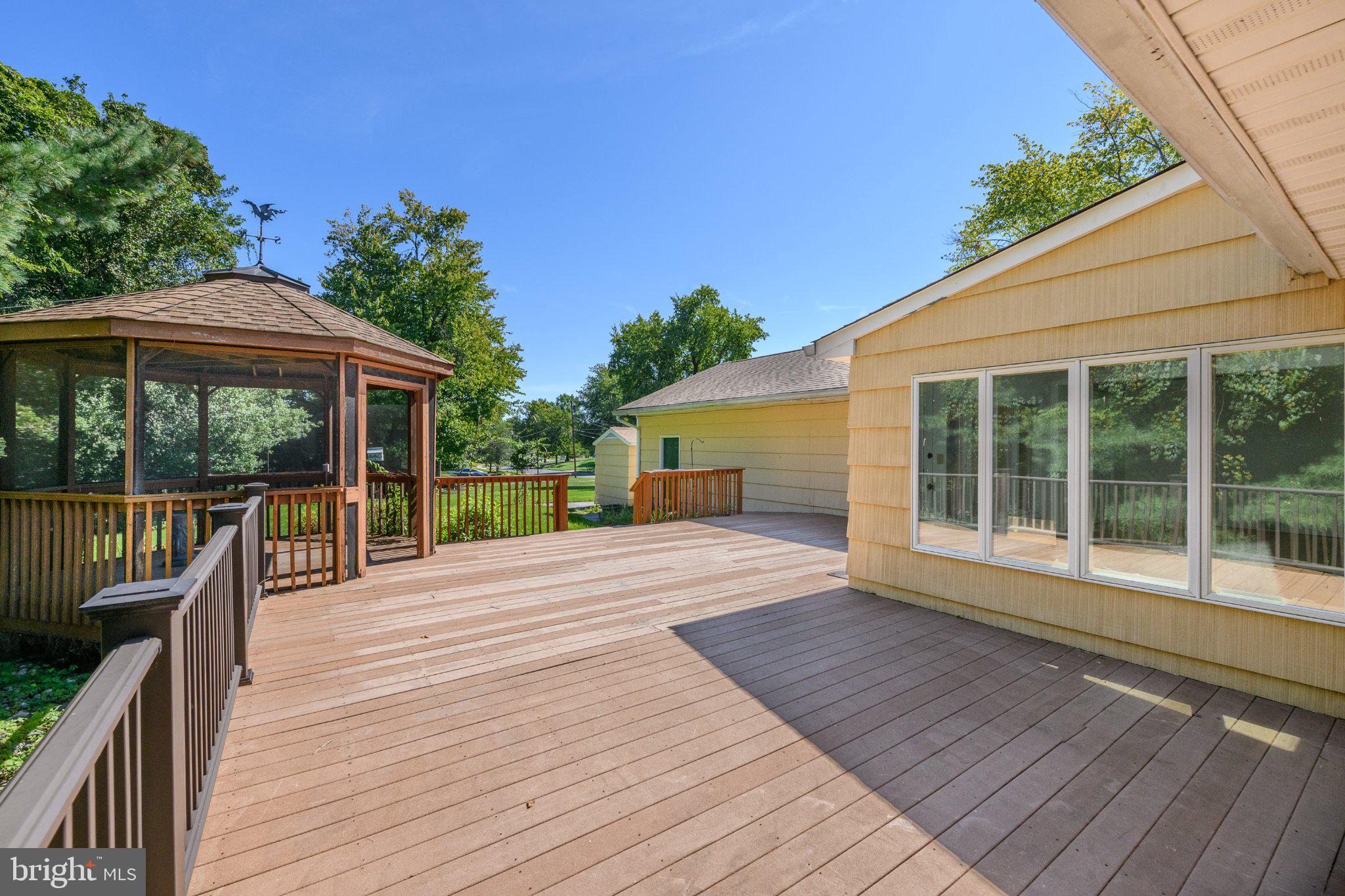 2176 Pennington Road Trenton, NJ 08638 - Photo 13 of 25 Gallery Image 13