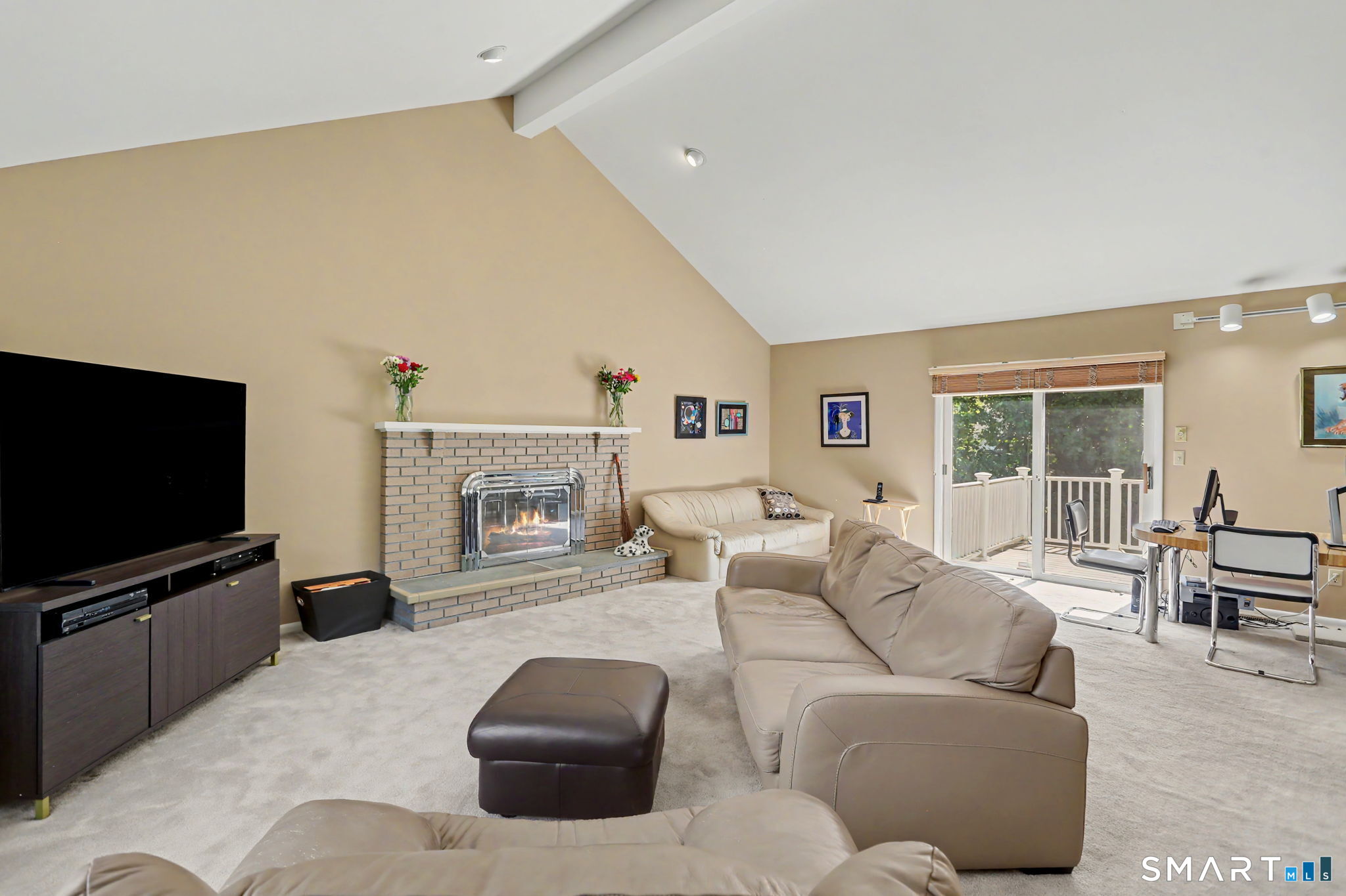 15 Wedgewood Road Trumbull, CT 06611 - Photo 16 of 40