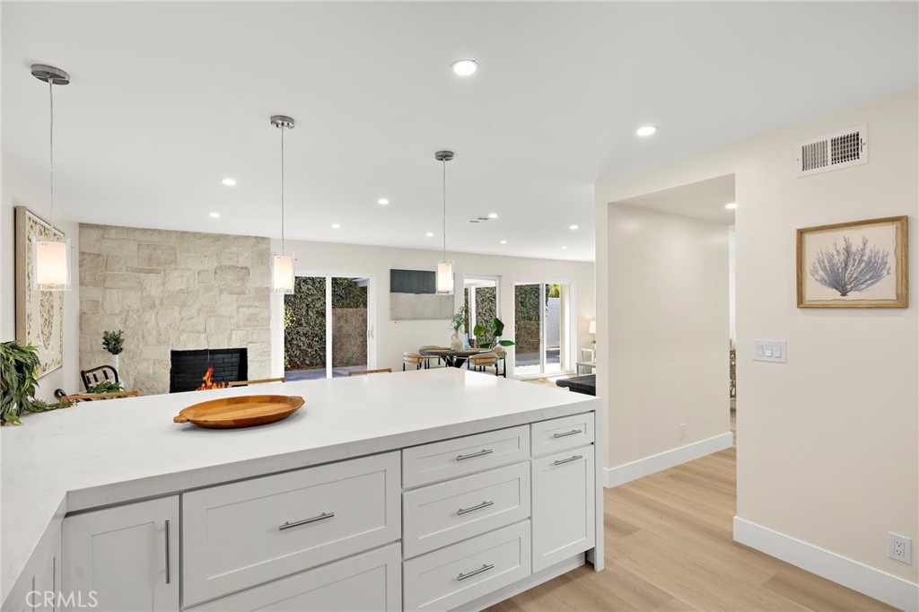 359 Ravello Lane Costa Mesa, CA 92627 - Photo 11 of 42