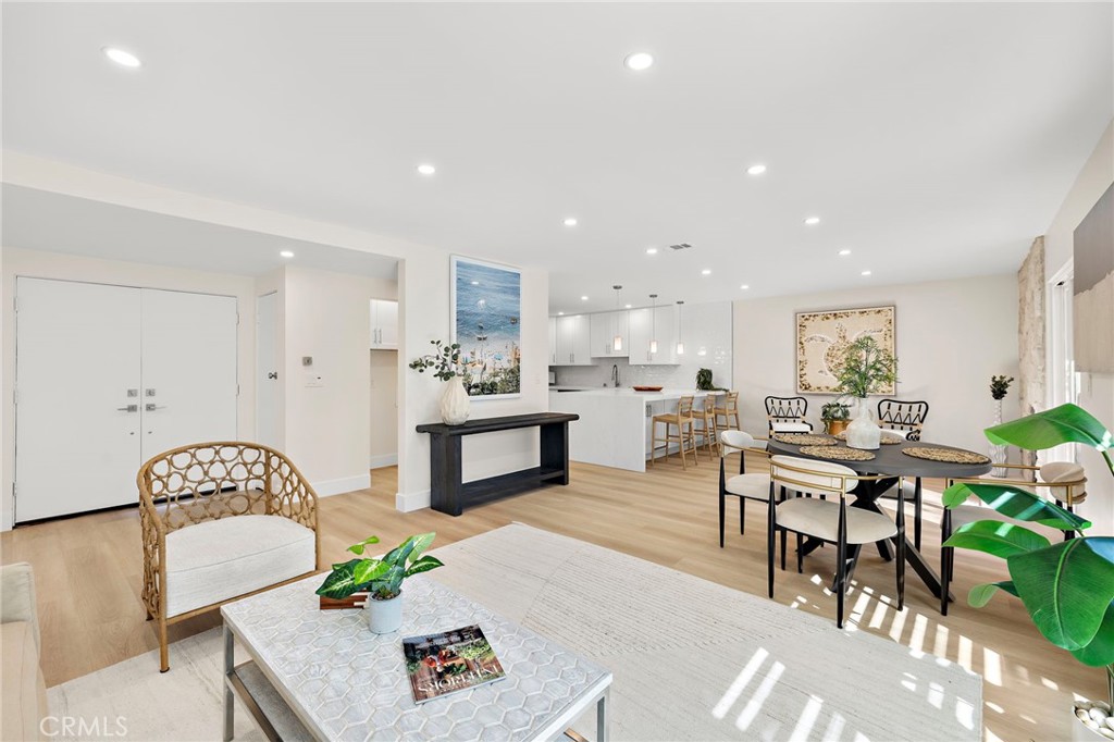 359 Ravello Lane Costa Mesa, CA 92627 - Photo 15 of 42