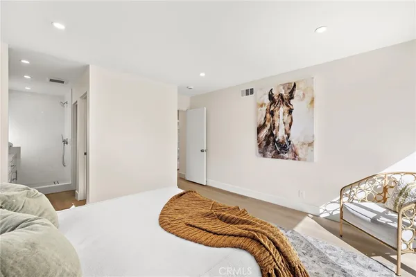 $1,490,000 | 359 Ravello Lane, Costa Mesa, CA 92627