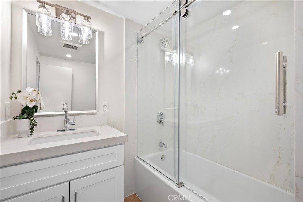 359 Ravello Lane Costa Mesa, CA 92627 - Photo 25 of 42