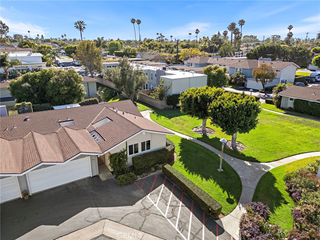 359 Ravello Lane Costa Mesa, CA 92627 - Photo 37 of 42