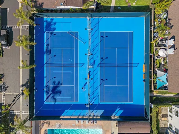 $1,490,000 | 359 Ravello Lane, Costa Mesa, CA 92627