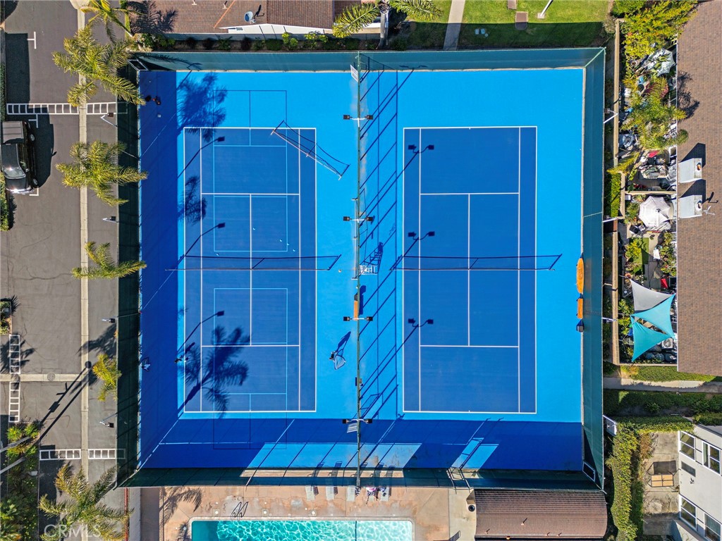 359 Ravello Lane Costa Mesa, CA 92627 - Photo 7 of 42