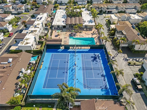 $1,490,000 | 359 Ravello Lane, Costa Mesa, CA 92627