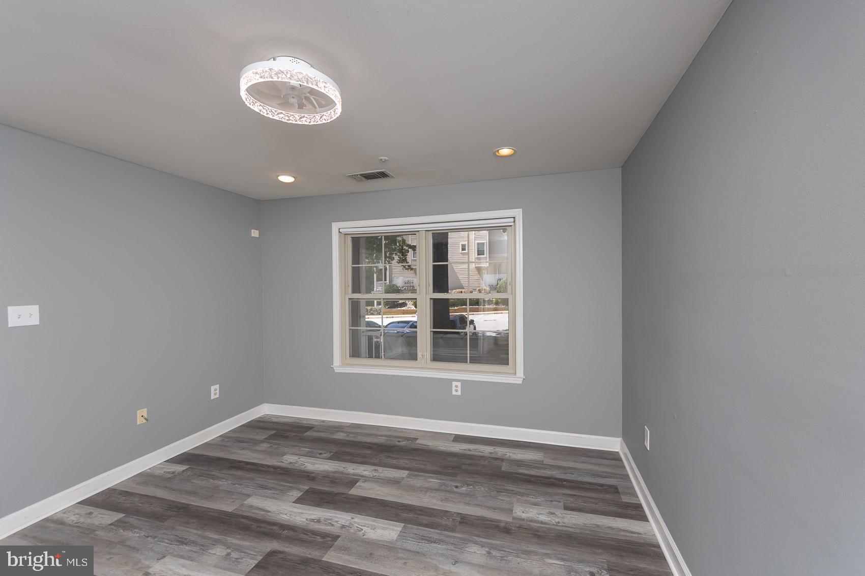6832 I Hayley Ridge Way, Unit I Baltimore, MD 21209 - Photo 13 of 31 Bright, airy space with modern charm.