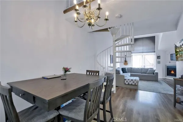 $440,000 | 18121 Erik Court, Unit 314, Canyon Country, CA 91387
