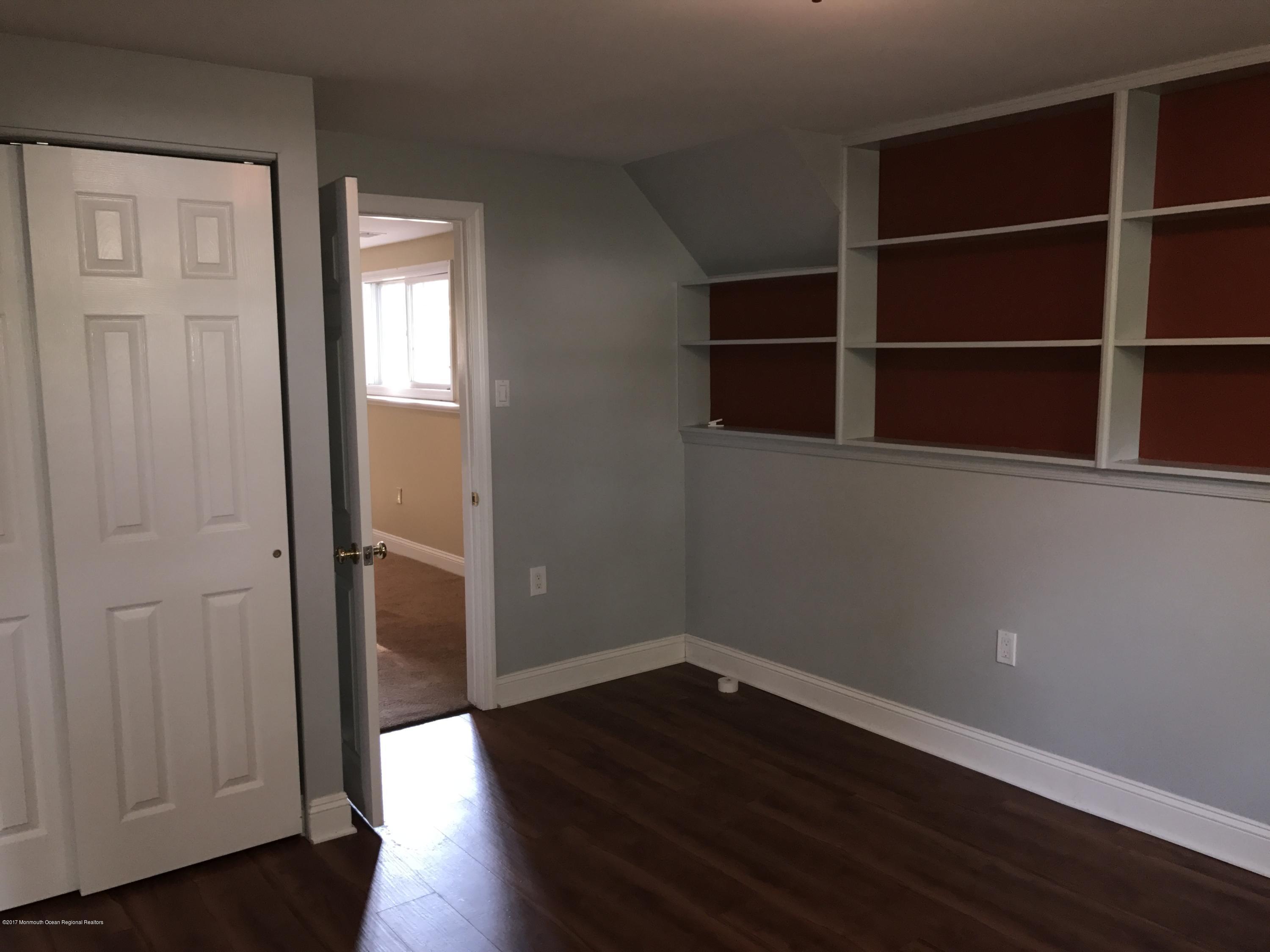 2 Becket Road Manalapan, NJ 07726 - Photo 4 of 19 IMG_3061