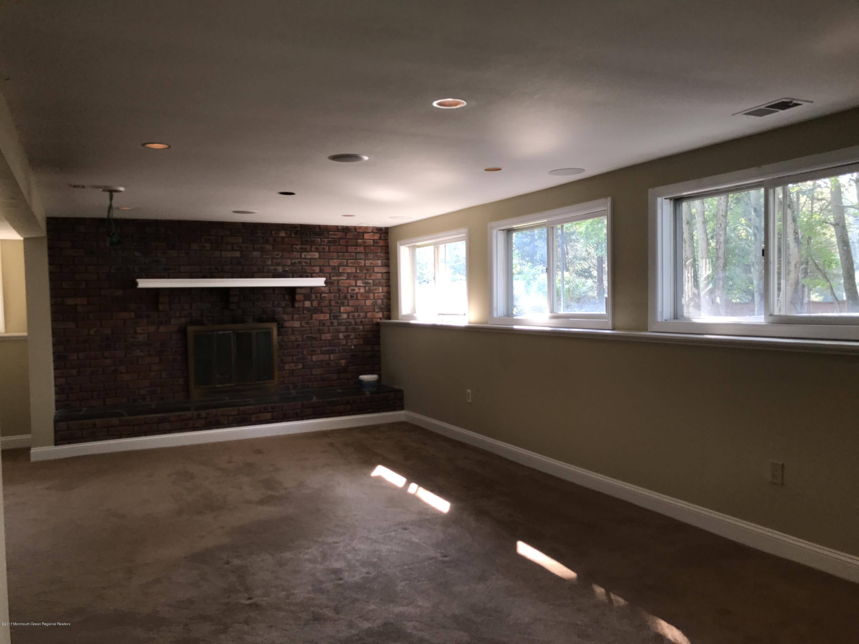 2 Becket Road Manalapan, NJ 07726 - Photo 5 of 19 IMG_3063