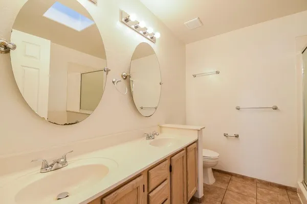 $2,485 | 1449 East Laurel Avenue, Gilbert, AZ 85234