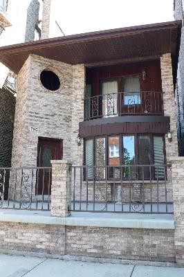 2903 South Union Avenue Chicago, IL 60616 - Photo 1 of 1 a front view of a house with entryway