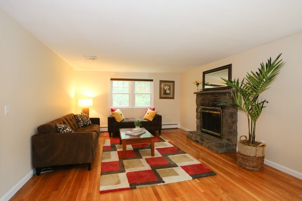 101 Stock Farm Road Sudbury, MA 01776 - Photo 5 of 30