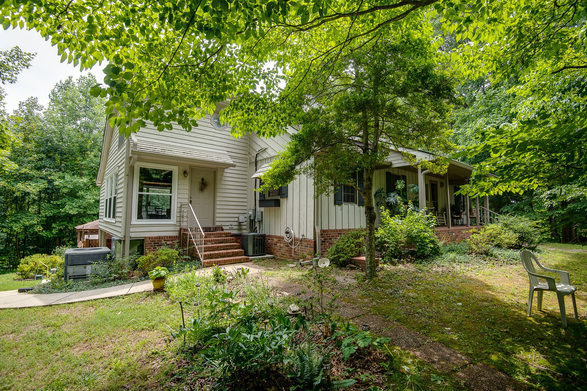 2645 Cole Ridge Road Beechgrove, TN 37018 - Photo 2 of 50 a front view of house with yard and green space