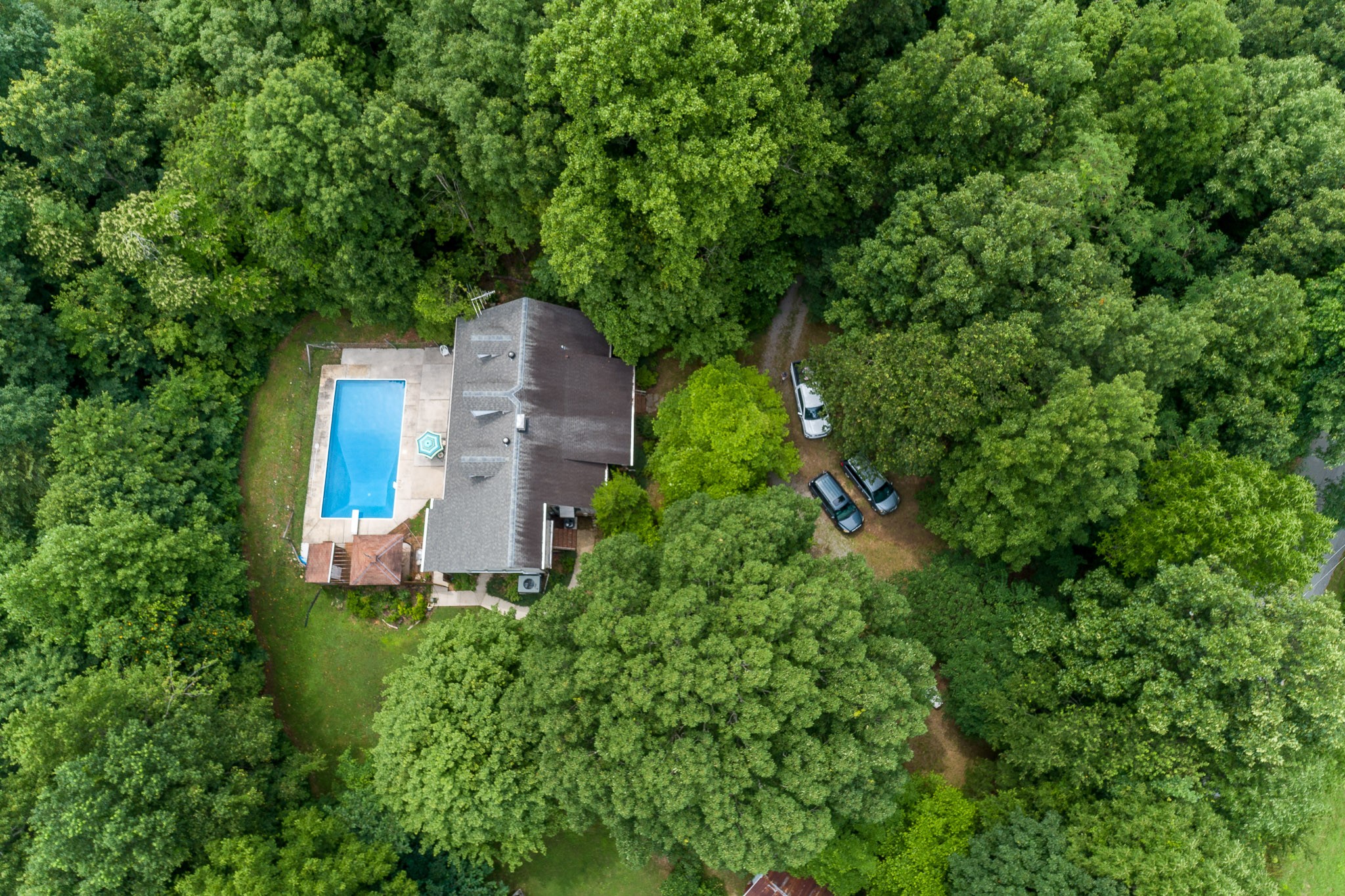 2645 Cole Ridge Road Beechgrove, TN 37018 - Photo 49 of 50 an aerial view of a house with a yard