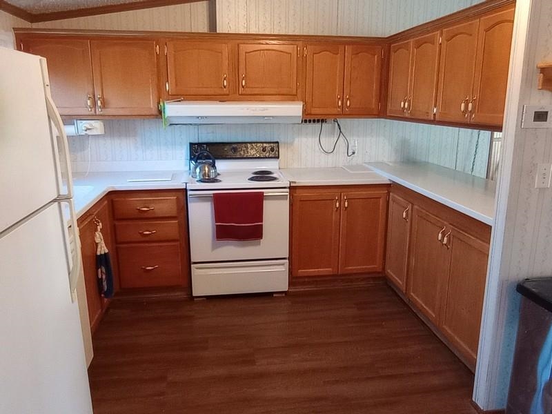1433 Fairfield Way Gladwin, MI 48624 - Photo 8 of 33