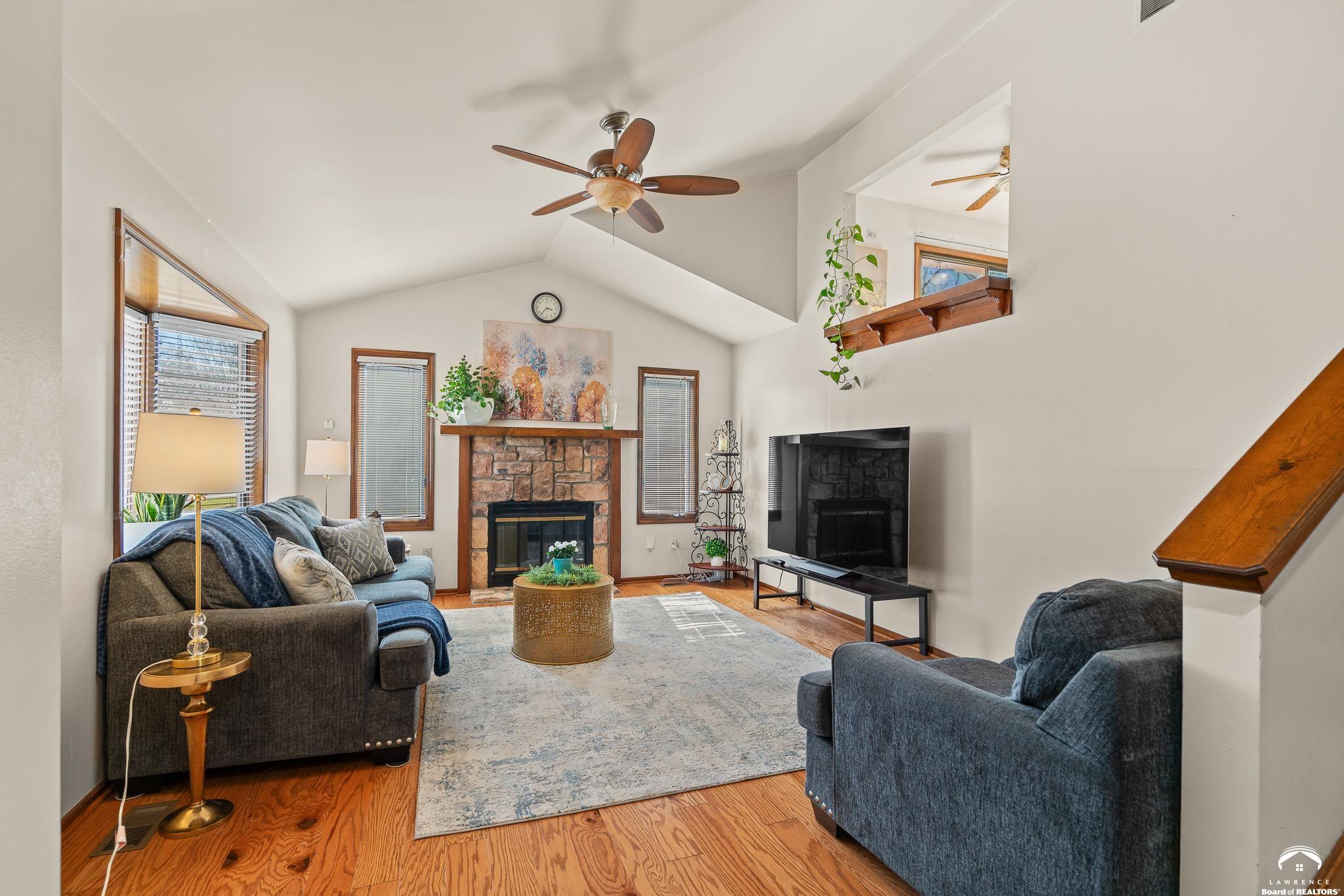 321 Cattleman Trail Lawrence, KS 66049 - Photo 2 of 35