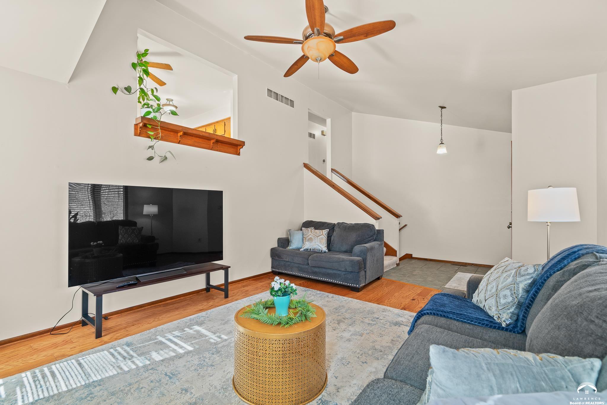 321 Cattleman Trail Lawrence, KS 66049 - Photo 8 of 35