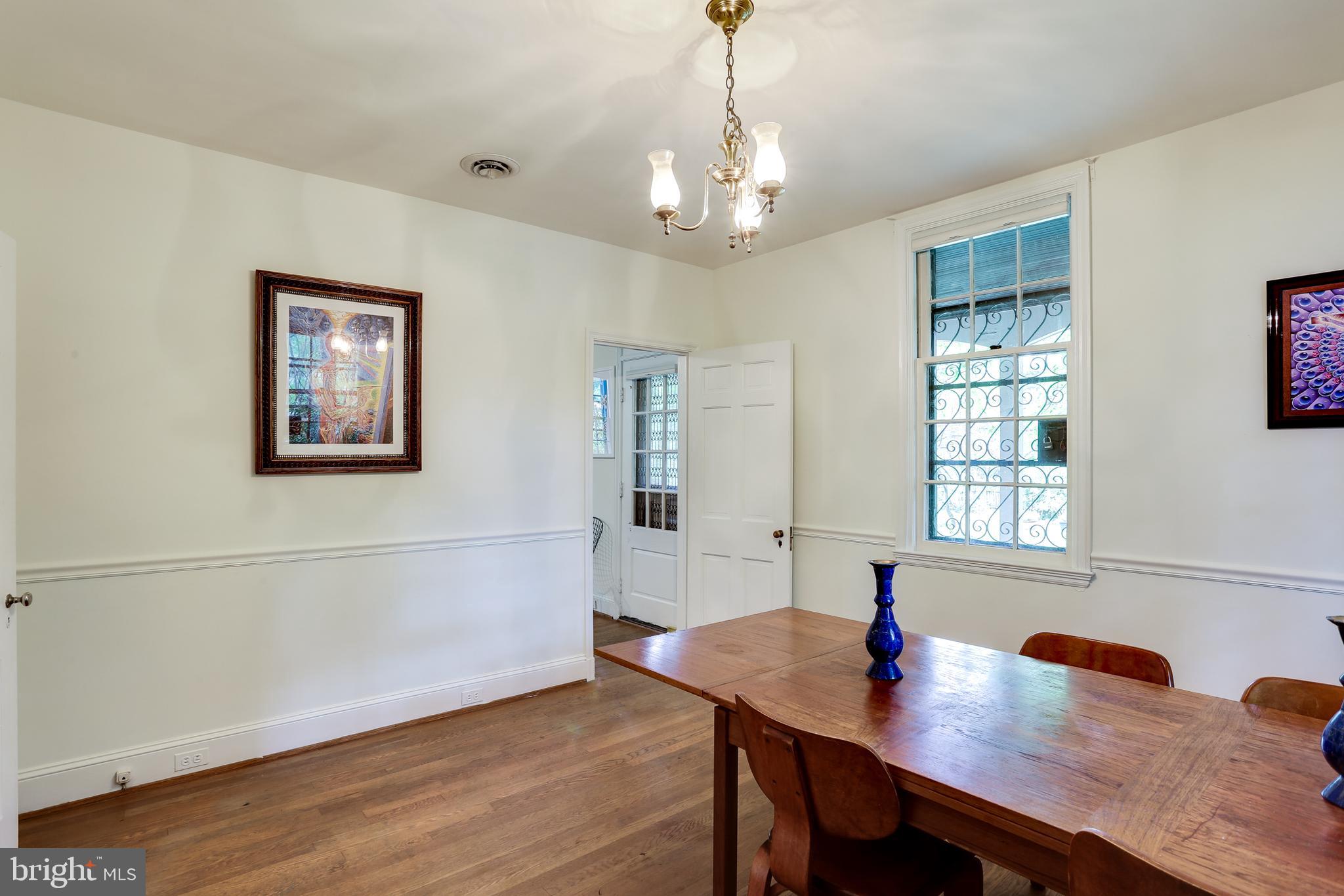 319 Suffolk Road Baltimore, MD 21218 - Photo 12 of 31 Gallery Image 12