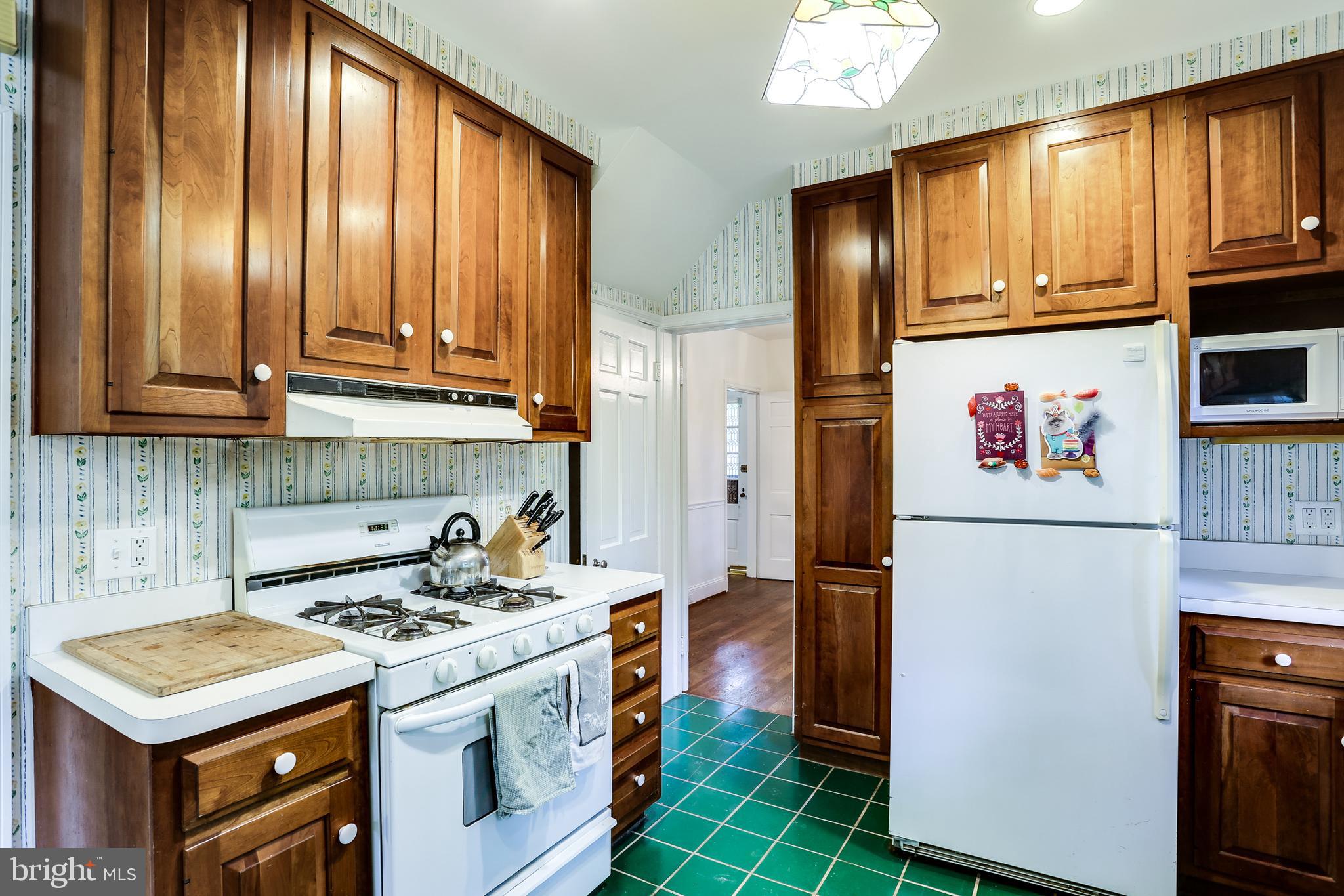 319 Suffolk Road Baltimore, MD 21218 - Photo 17 of 31 Gallery Image 17