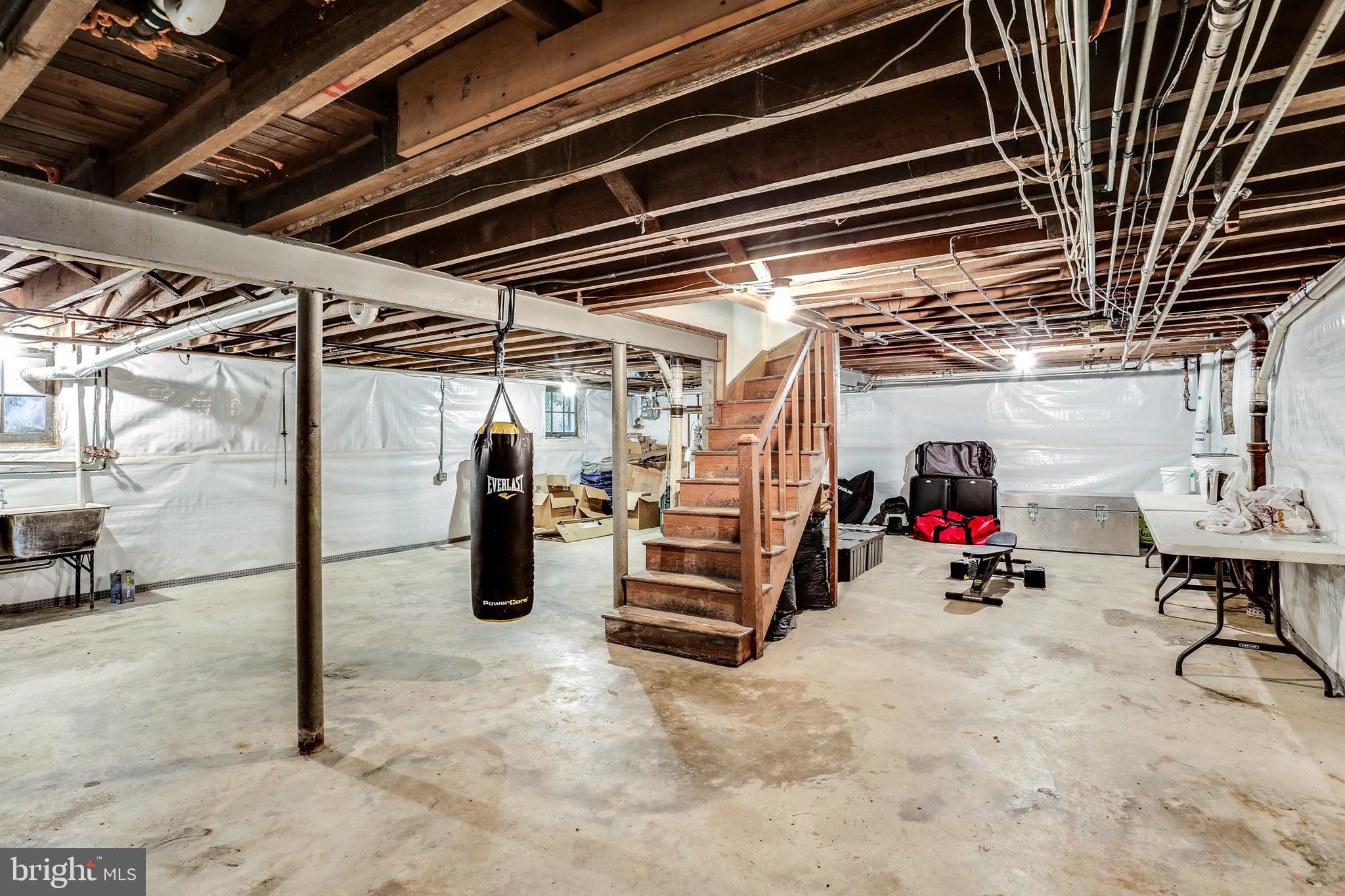 319 Suffolk Road Baltimore, MD 21218 - Photo 25 of 31 Gallery Image 25